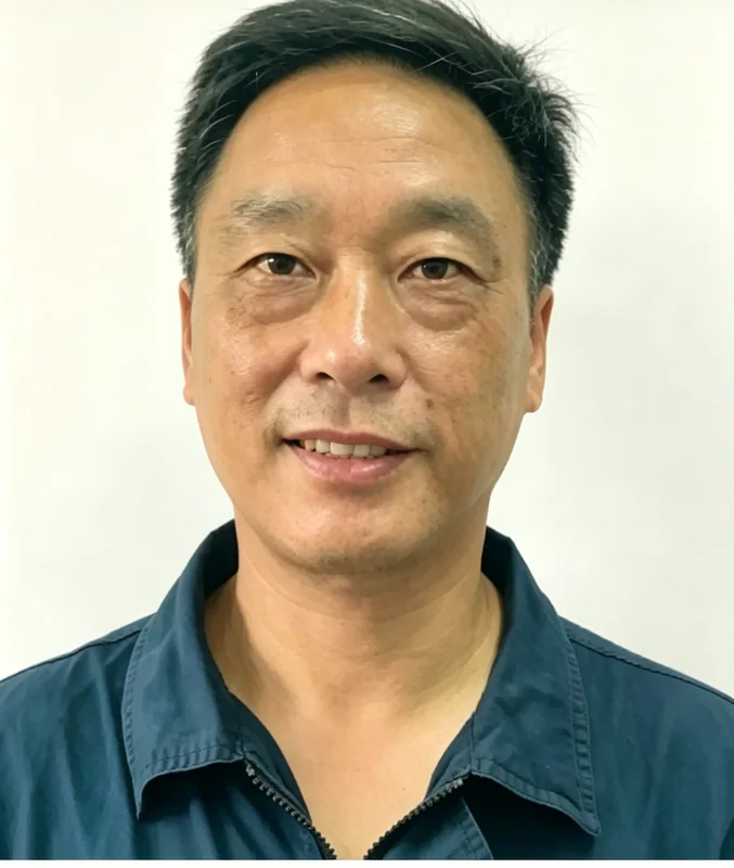 车水马龙汽修技师田赵兴